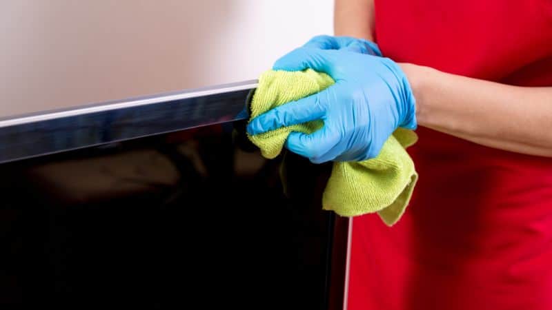 How to Clean Your Flat Screen TV Properly