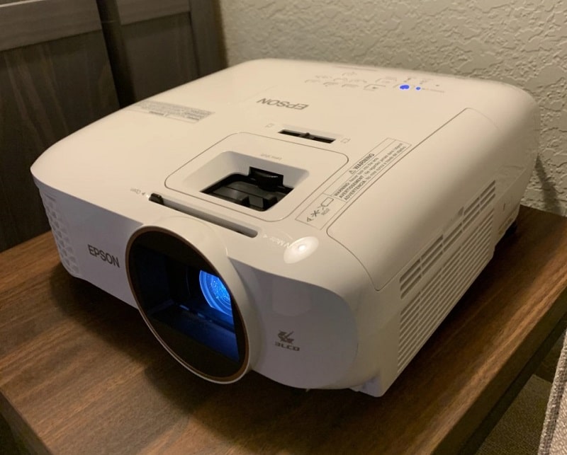 epson 220 projector on table